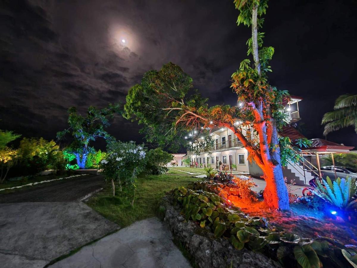 La Plumerias Moalboal Buitenkant foto